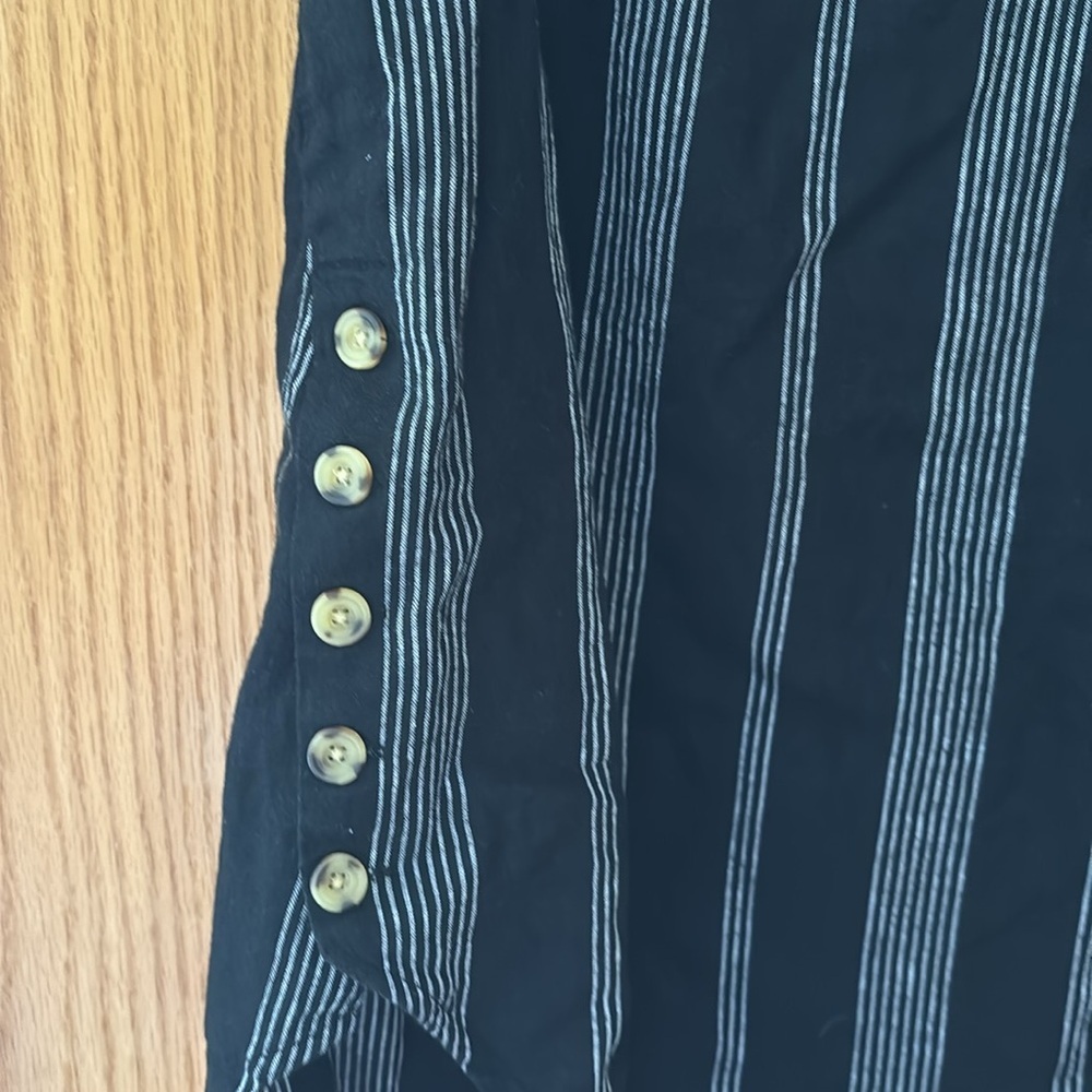 ANewDay V-Neck Tank- Size 1X - Picture 3 of 6